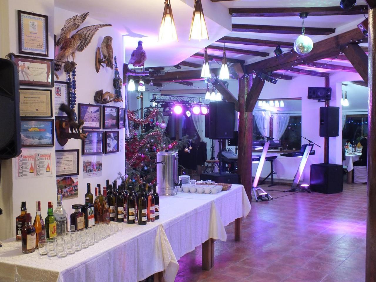 Pensiunea Casa Zmeilor Dragus Buitenkant foto